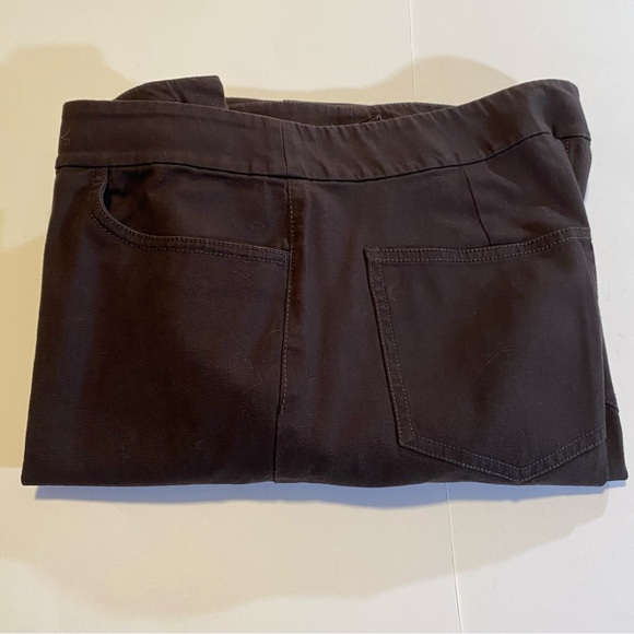 Eileen Fisher SZ S, stretch jeans in dark chocolate brown, EUC, lightweight nice - Picture 9 of 10